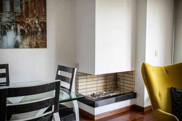 Transform your uk living room: creative insights for a multifunctional space